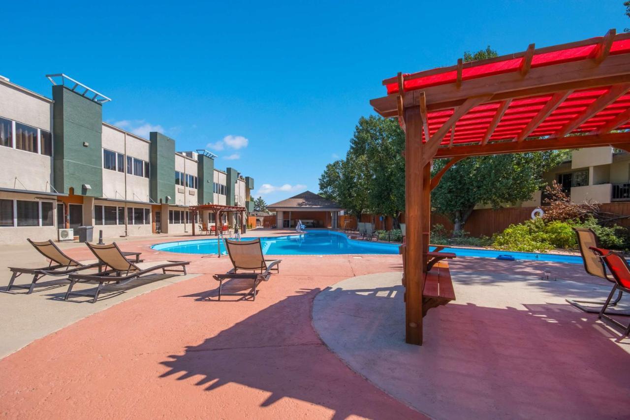 Surestay Plus By Best Western Lawton Dış mekan fotoğraf